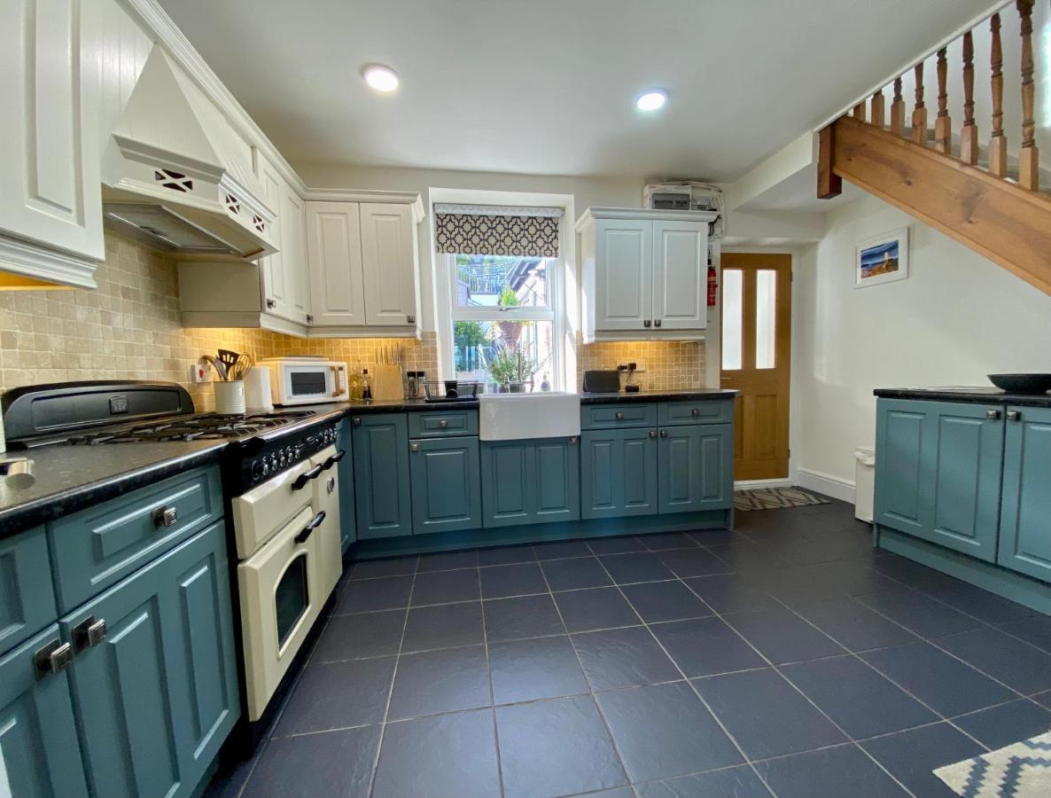 Llandudno Boutique Style Seaside Retreat With Stunning Views *